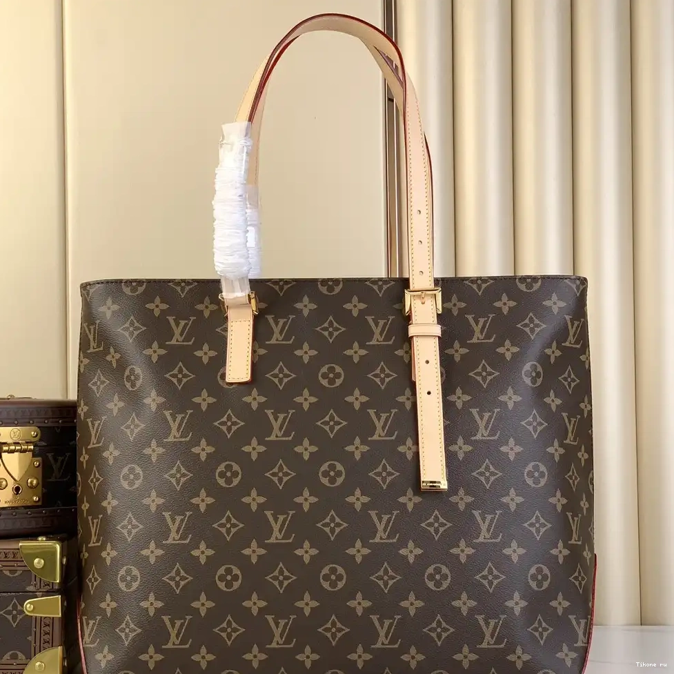 Cheap VUITTON Mezzo LOUIS 0701